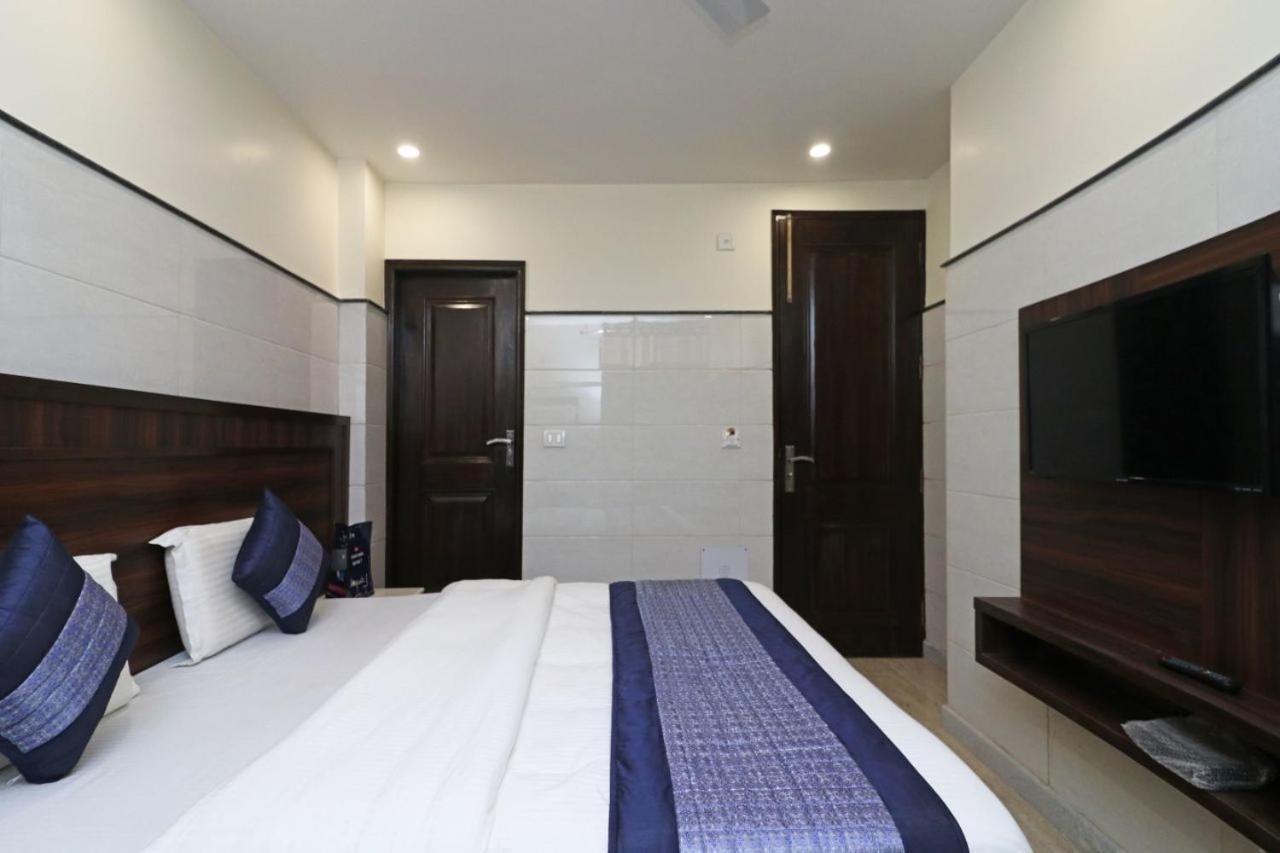 Hotel Usa New Delhi Exterior photo