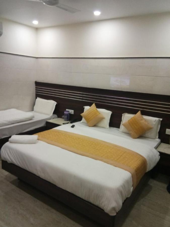 Hotel Usa New Delhi Exterior photo